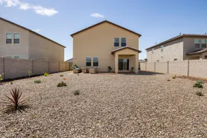 Lovely 5 bed 3 bath home - Image 5