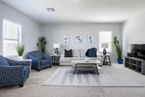 Lovely 5 bed 3 bath home - Image 2