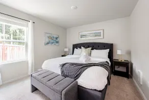 Beautiful and amazing community 3 Bedroom 2bath - Image 5