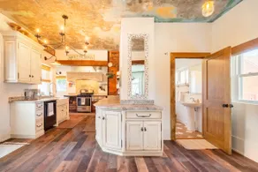130 Yr Old Whimsical Gem On 1.3 River Front Acres - Image 3