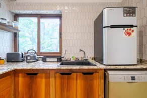 Cozy 1 BHK In Central Bangalore - Image 3