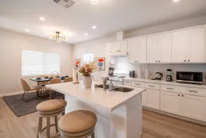 Stylish 4BR ~ Near Colleges, BBQ Patio, Pool Table - Image 3