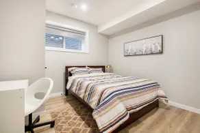 Beautiful 2BR walkout suite - Mins to YYC Airport - Image 5