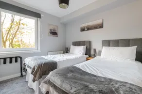 Oakhill Apartments Edinburgh - Image 2