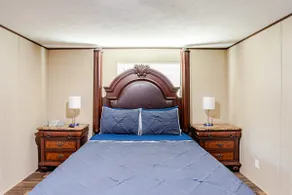 Private and convenient domicile. - Image 3