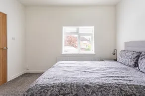 Stylish self-contained 1-bedroom - Image 3