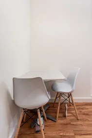 Stylish self-contained 1-bedroom - Image 2