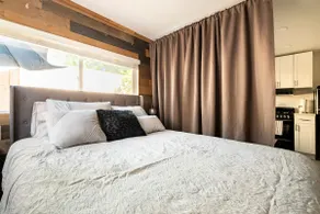 Studio in historic Beamer Park! - Image 2