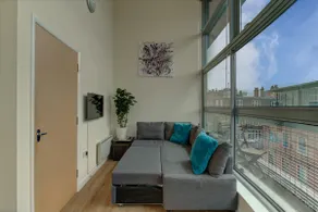 1 Bed NQ Penthouse | Panoramic Views - Image 5