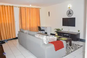 Spacious 2BR(ensuite) Near Rupa Mall-5min walk 🏡. - Image 4