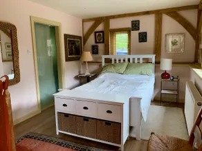 Charming cottage with minstrels gallery in 7 acres - Image 5