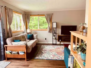 Cozy Mountain House- 50 acres/Trails/Whiteface mnt - Image 4