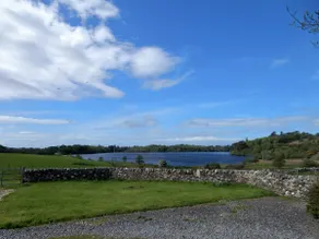 Lochside farmhouse for 10, stunning views - Image 5