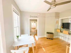 First Floor Portland Condo 3 Bed 2 Bath + Parking - Image 2