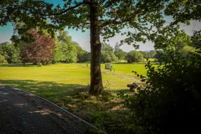 5* Self Catering - Image 2