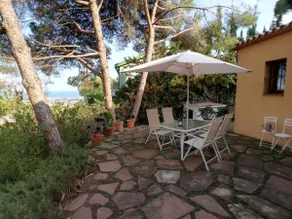 House with garden, views, near beaches and Barcelona - Image 2