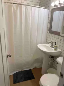 Farwell 207 - East Side Milwaukee - Image 3