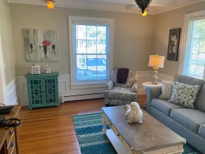 The River Suite at 602 E Main Street - Image 4