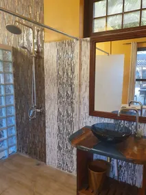 Verona self catering ( koi) - Image 3