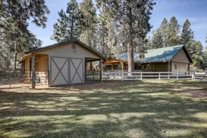 Bend Private Pickleball House - Image 4