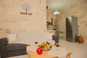 Kalamaki Stonehouse near the sea - Image 3