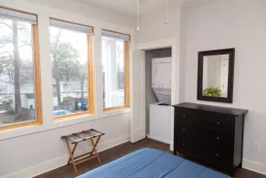 Spacious 2nd floor suite convenient to MARTA - Image 5