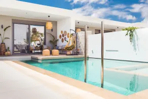 Nagia Luxury Family Villas - Image 3