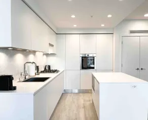 Burnaby Condo with Balcony and Gym, Sleeps 4 - Image 4