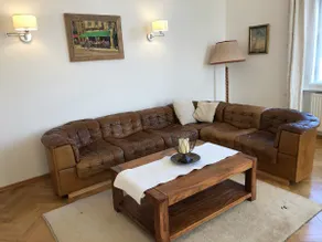 Centrally located apartment in old building - Image 2