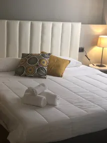 Luxury Apartment 1 - Image 5