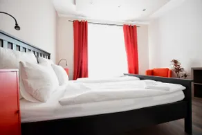 Luxury Apartment by Hi5 - Beautiful 2-br. (074) - Image 5