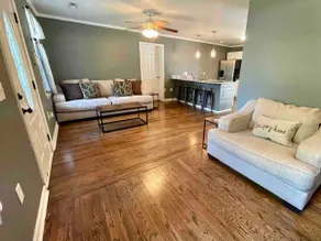 Bungalow on Bobs - Image 3