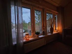 Cozy lakefront cabin - Image 3
