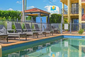 Apartment Opposite The Beach! - Image 4