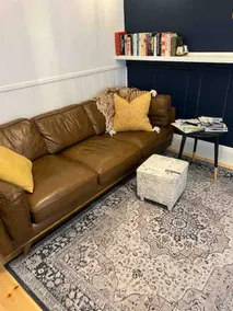 CBD Boutique Cottage - Image 4