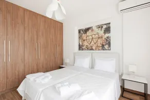 Luxury seaview Suite ”Tyche” - Image 4