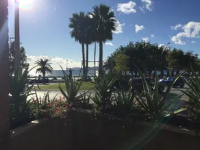 Valentina's House Beachfront - Image 2