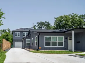 City Gem | 2BR/2BA + Garage | Med Center UH - Image 4