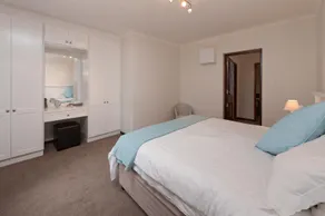 La Galiniere Guest Cottages - Image 2