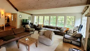 Spacious Lake Home for Peace and Relaxation - Image 5