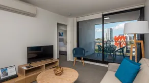 1 Bedroom Balcony Apartment @ Annexe Apartments - Image 5