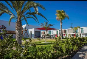 13 Modern home in private community - Image 2