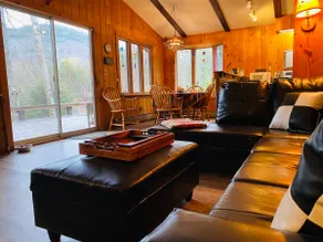 Dog and Family Friendly in Heart of Mount Washingt - Image 2