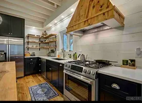 Fowler Creek Cabin - Image 5