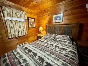 Mountain Cabin 2B Jacuzzi #10 - Image 5