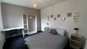 lovely studio with independent entrance - Image 2