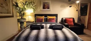 Spring Gardens Spa,Boat Trips,Yoga,Sauna,Chef - Image 2
