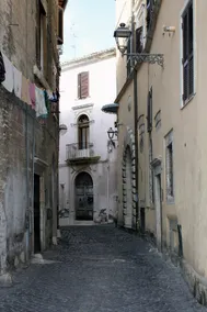 Da Zia Lù, apartment in the medieval district - Image 2