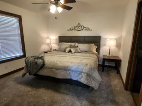 Spacious townhouse up to 14 people! Prime location - Image 5
