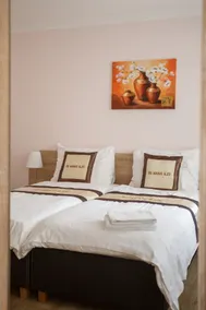 New 3 bedroom apartment near city center - Image 5